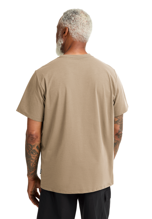 TRAVEL T M