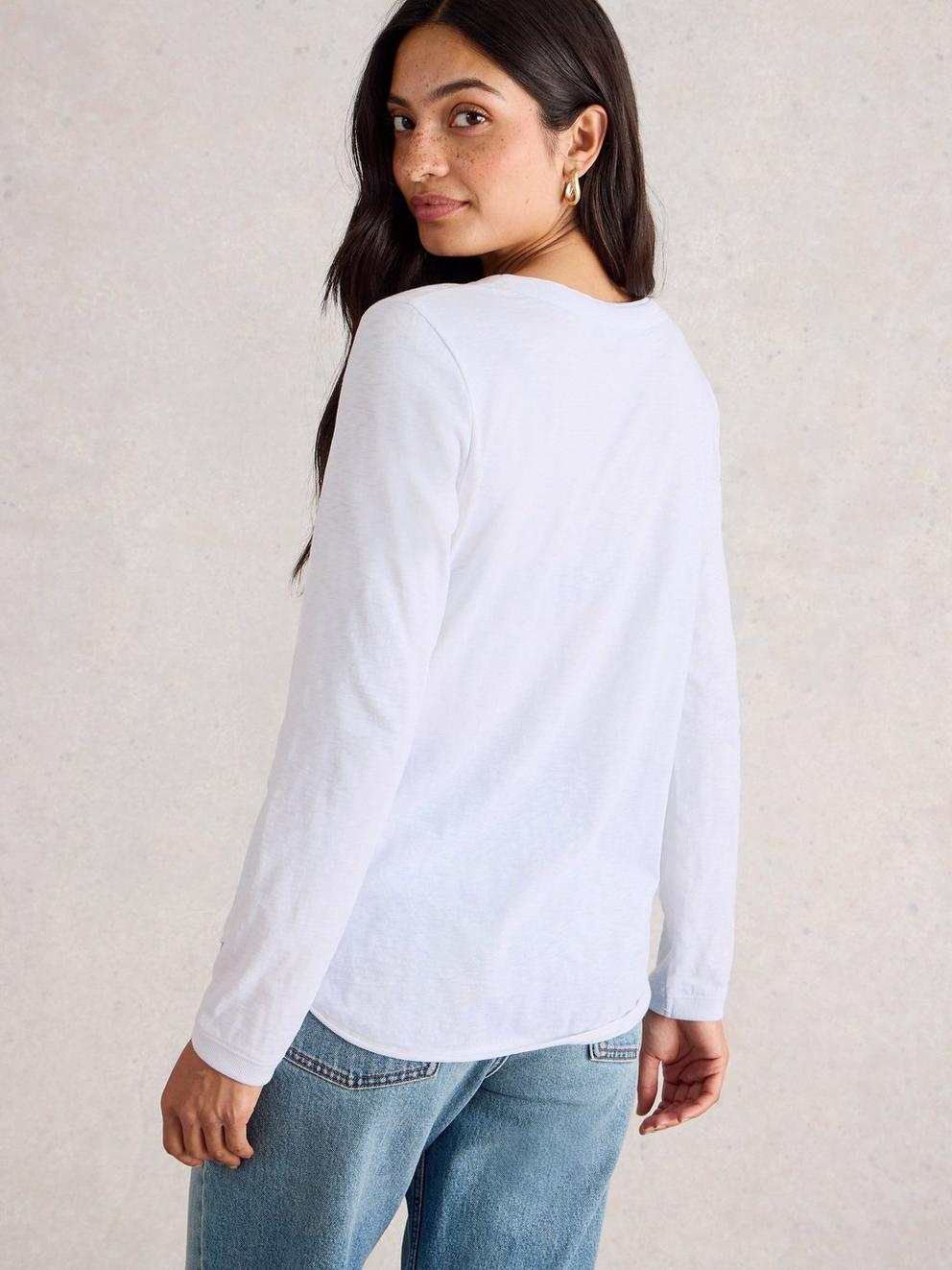 Clara Ls Tee