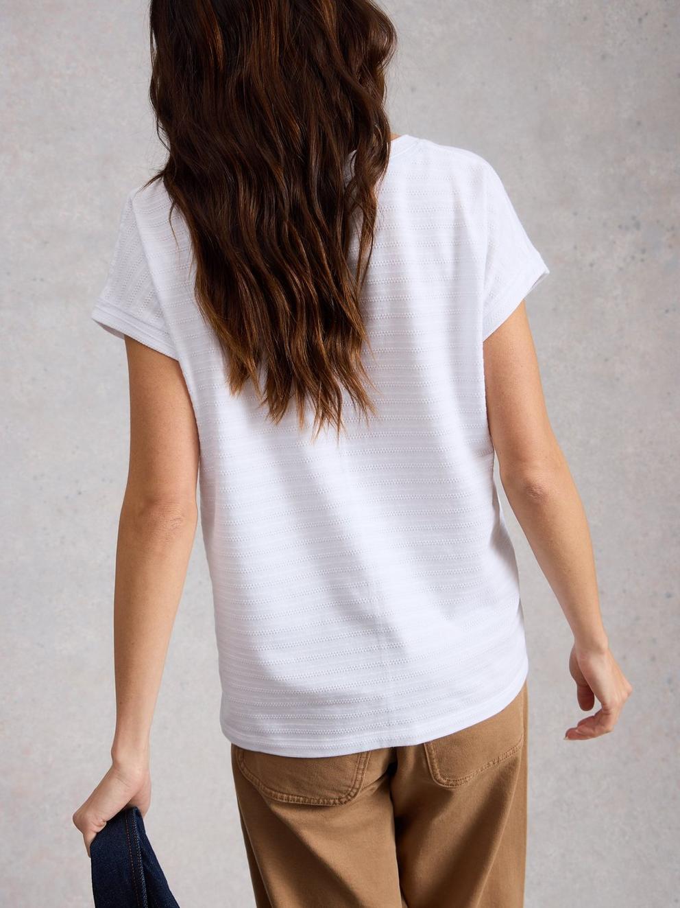 Nelly Notch Texture Tee