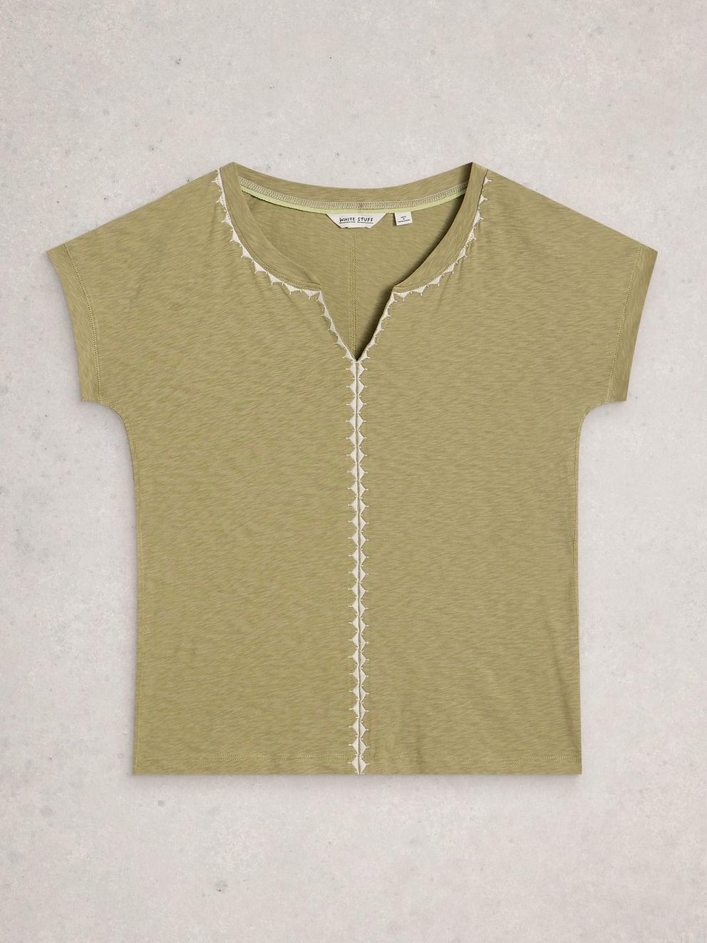 Nelly Plain Embroidered Tee