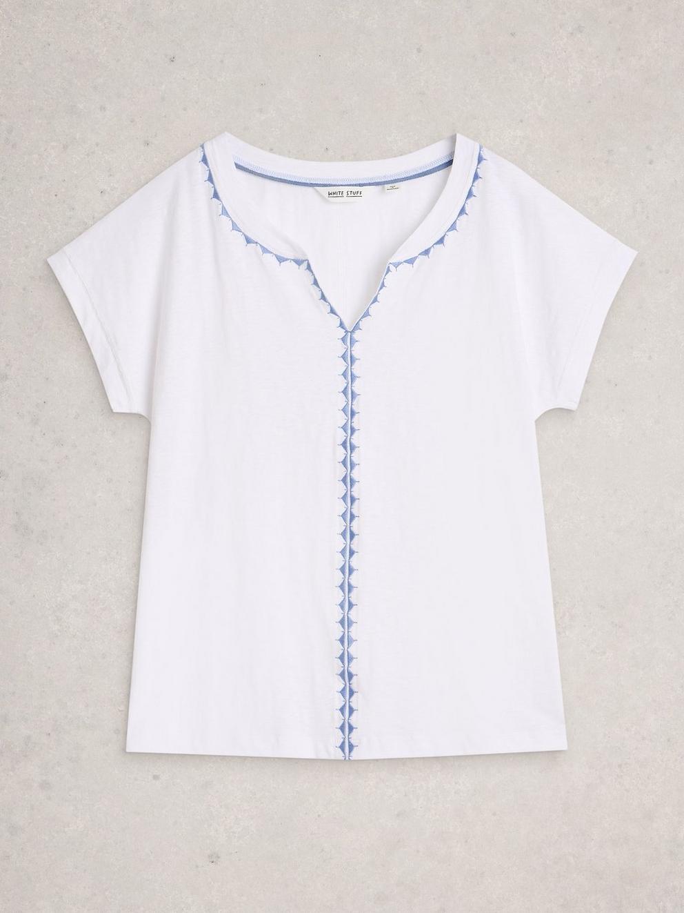 Nelly Plain Embroidered Tee