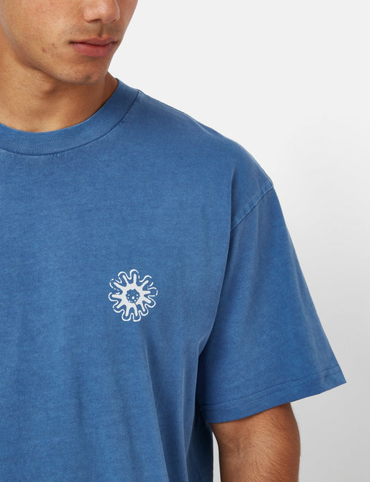 Splash T-Shirt (leger geschnitten) - Stückgefärbtes Liberty Blau