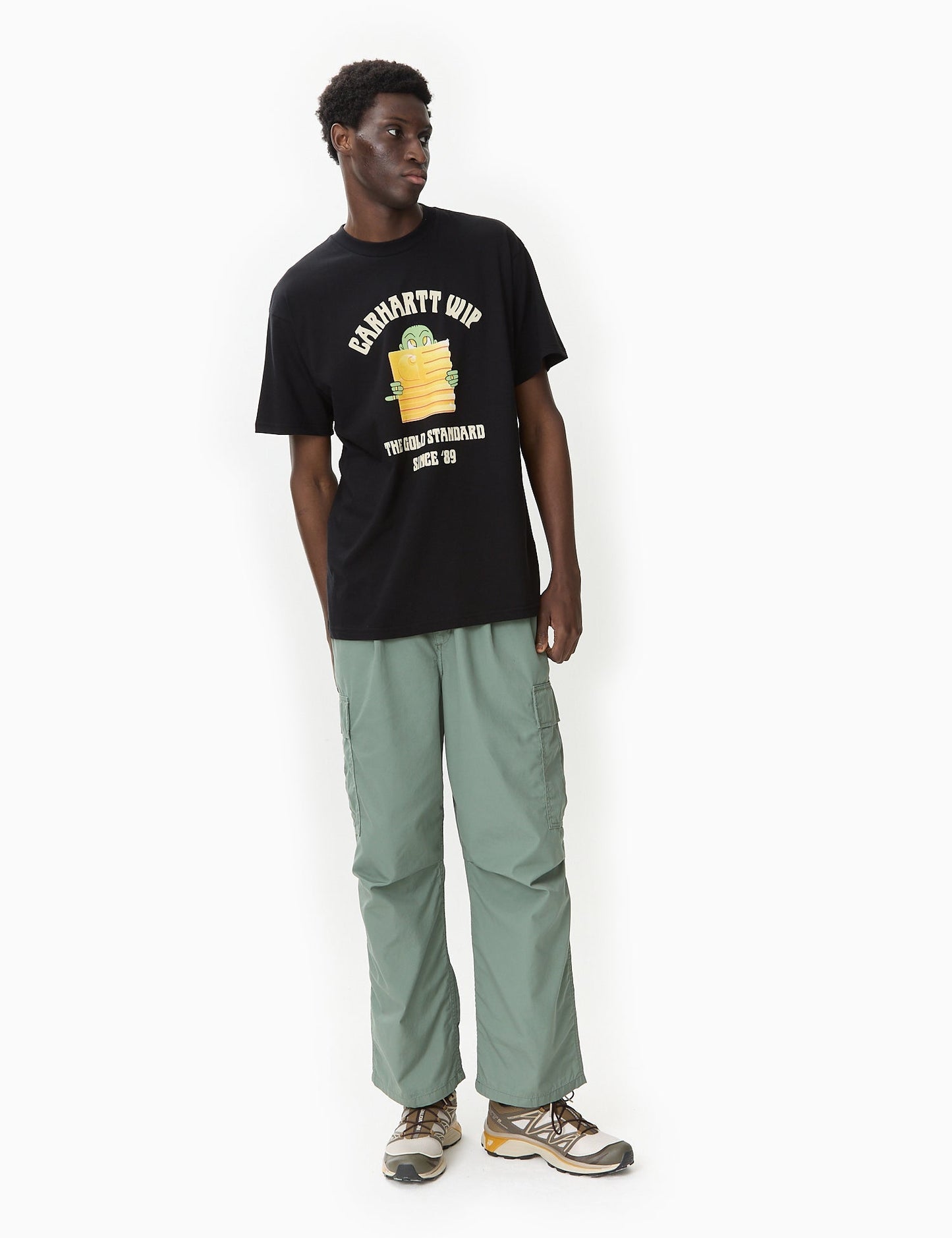 Gold Standard T-Shirt (locker geschnitten) – Schwarz